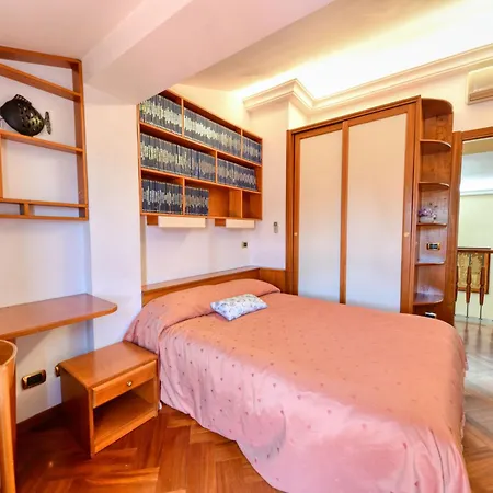 Vella By Interhome